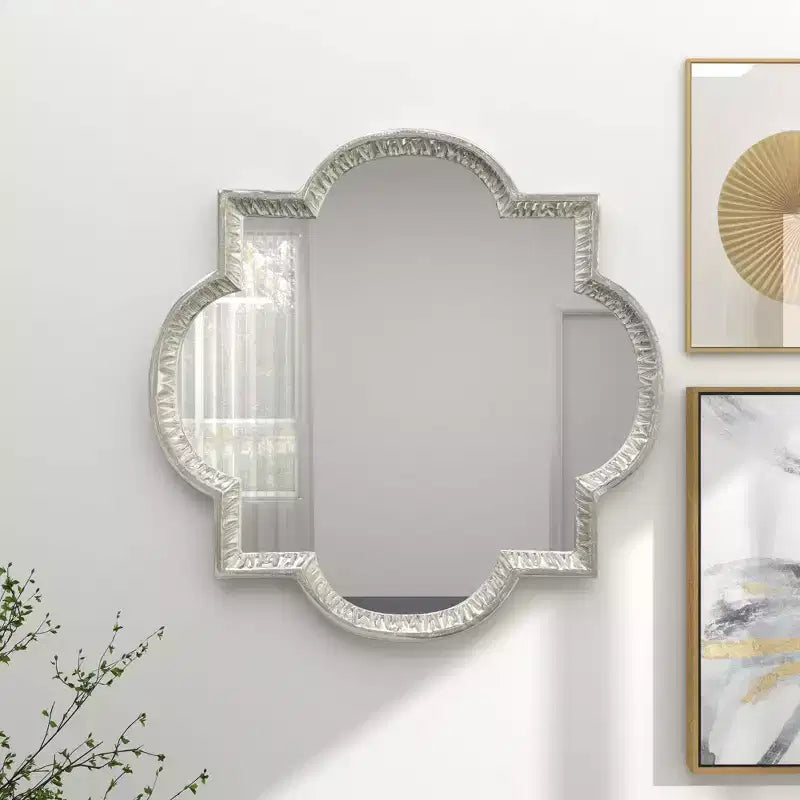 Miroir Mural Quadrilobe en Aluminium Gris - Olivia & May