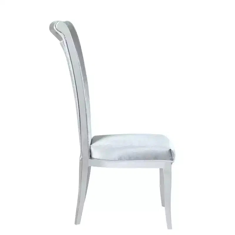 Chintaly Imports, Chaise d'appoint moderne à dossier haut et roulant