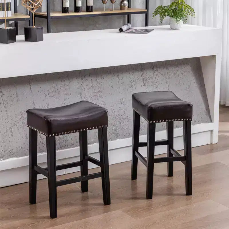 TROPOW Tabourets de bar en cuir PU 26 po, Tabourets de bar modernes avec garniture cloutée en selle, Chaises d'îlot, Tabourets de comptoir sans dossier rembourrés