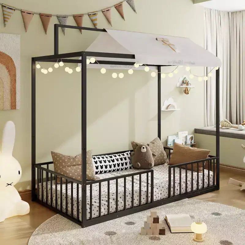 Lit de sol Montessori convertible 3-en-1 de taille jumelle/complète en métal, lit pour tout-petit clôturé, lit plateforme à baldaquin - ModernLuxe