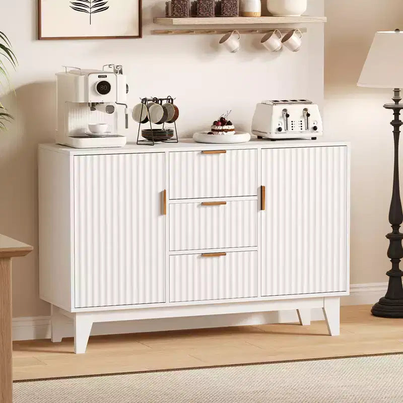 CuisinSmart 47.2 Bahut buffet moderne cannelé, Armoire de rangement en bois avec 3 tiroirs, 2 portes et étagères réglables pour salon et cuisine