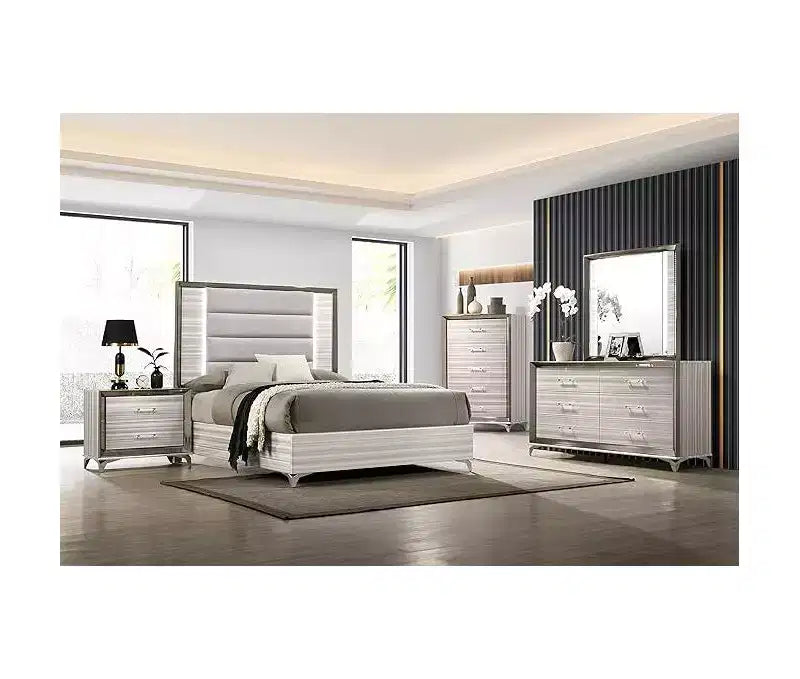 Miroir blanc HomeStock avec cadre LED - Accent de chambre luxueux et moderne avec détails chromés