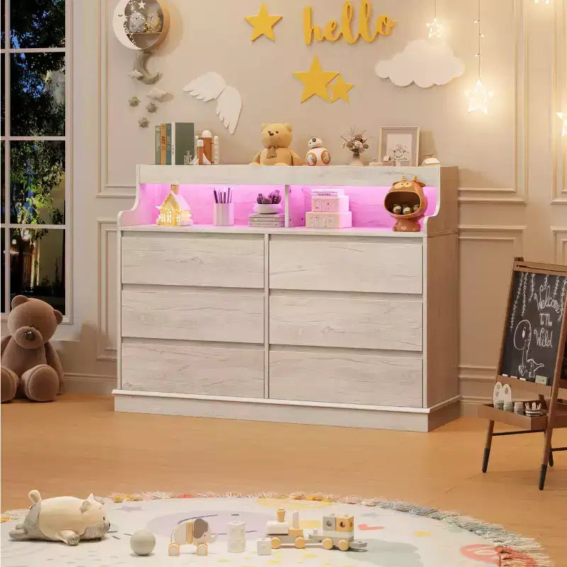 Commode en chêne pour chambre à coucher avec 6 tiroirs, commode moderne avec lumières LED et station de charge, armoire de rangement spacieuse pour salon ou couloir