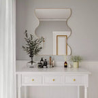 Miroir de salle de bain Okak 30X35IN forme vague moderne, miroir mural avec cadre en métal, miroir de courtoisie pour salle de bain, salon, chambre