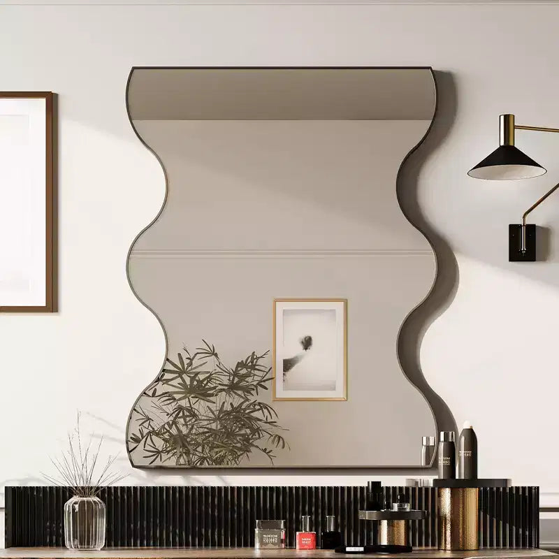 Miroir de salle de bain Okak 30X35IN forme vague moderne, miroir mural avec cadre en métal, miroir de courtoisie pour salle de bain, salon, chambre