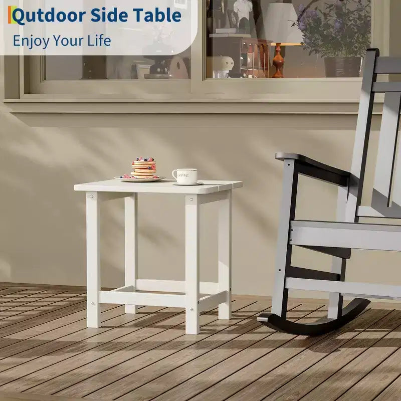 Table d'appoint d'extérieur carrée en PEHD, table de patio Adirondack durable pour la plage/véranda, résistante aux intempéries et facile à assembler