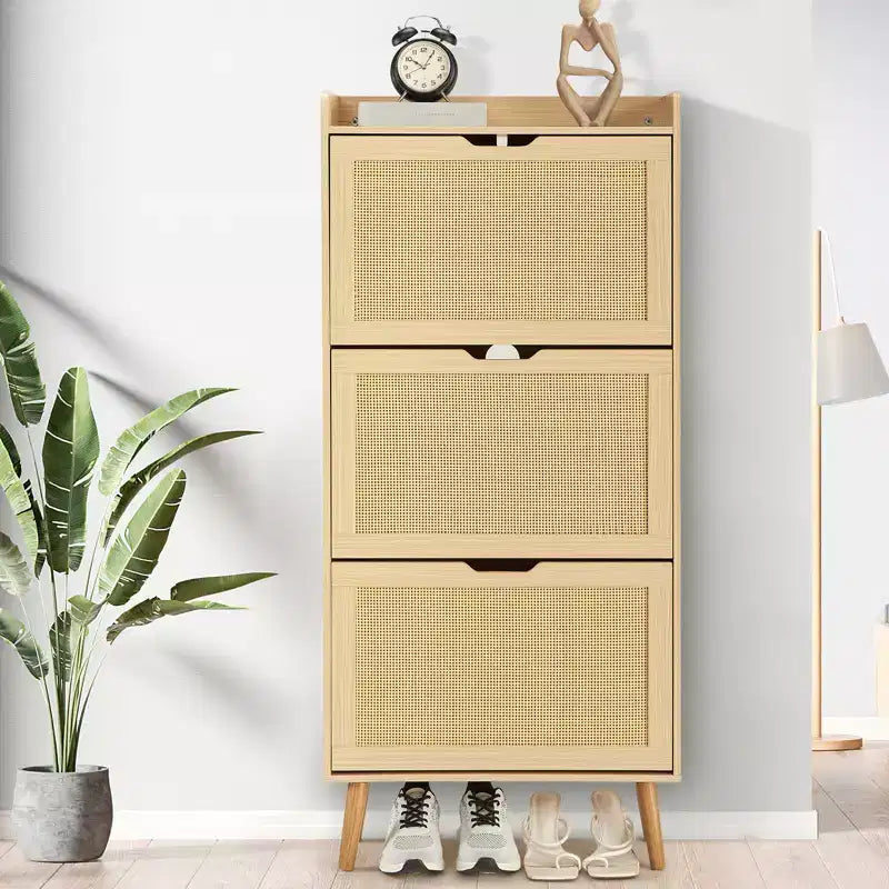 Meuble à chaussures, Organisateur de rangement étroit à 3 niveaux Panneau avant en rotin tressé Banc à chaussures peu encombrant pour l'entrée Idéal pour les couloirs et les porches