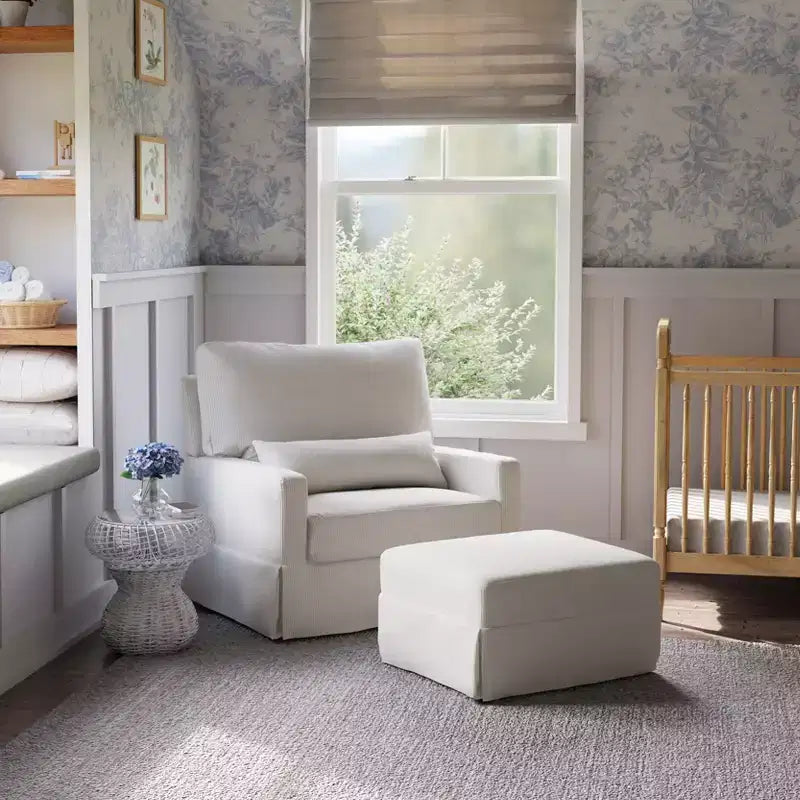 Fauteuil pivotant et planeur confortable Crawford Pillowback « Namesake »