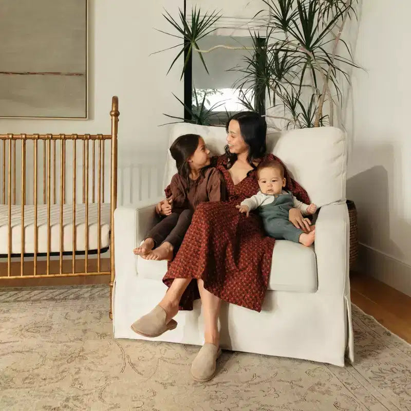 Fauteuil pivotant et planeur confortable Crawford Pillowback « Namesake »