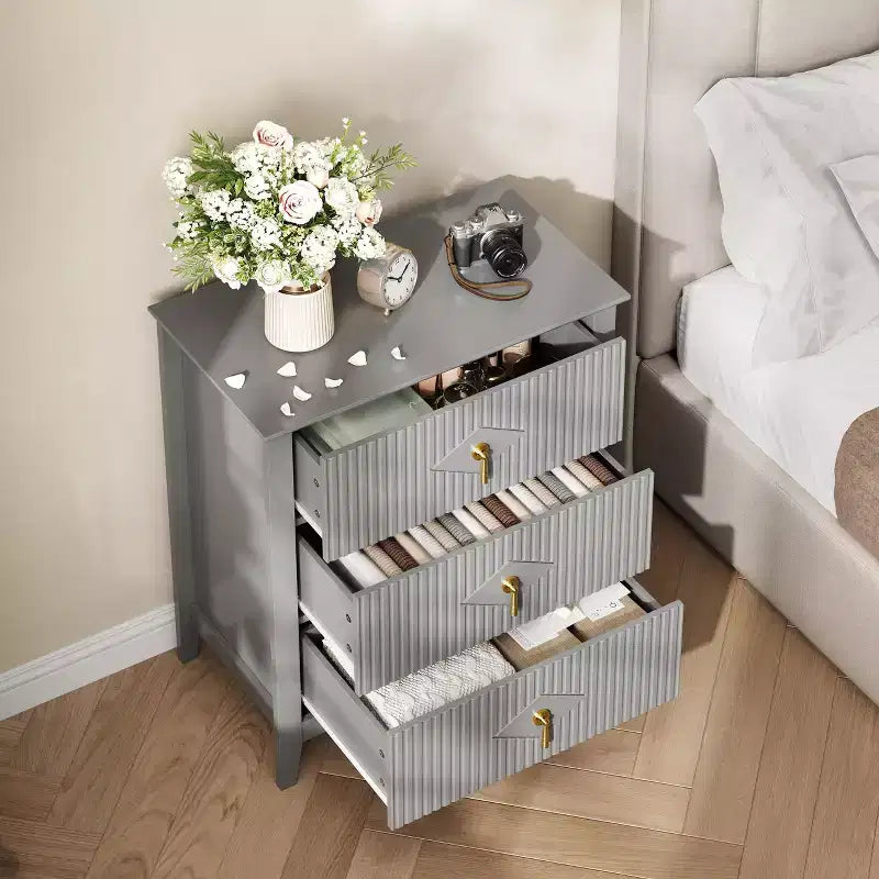Commode GustoWave pour chambre à coucher avec 3 tiroirs, commode moderne de 71 cm de large avec poignée métallique, organisateur de tiroirs en bois pour chambre à coucher, salon