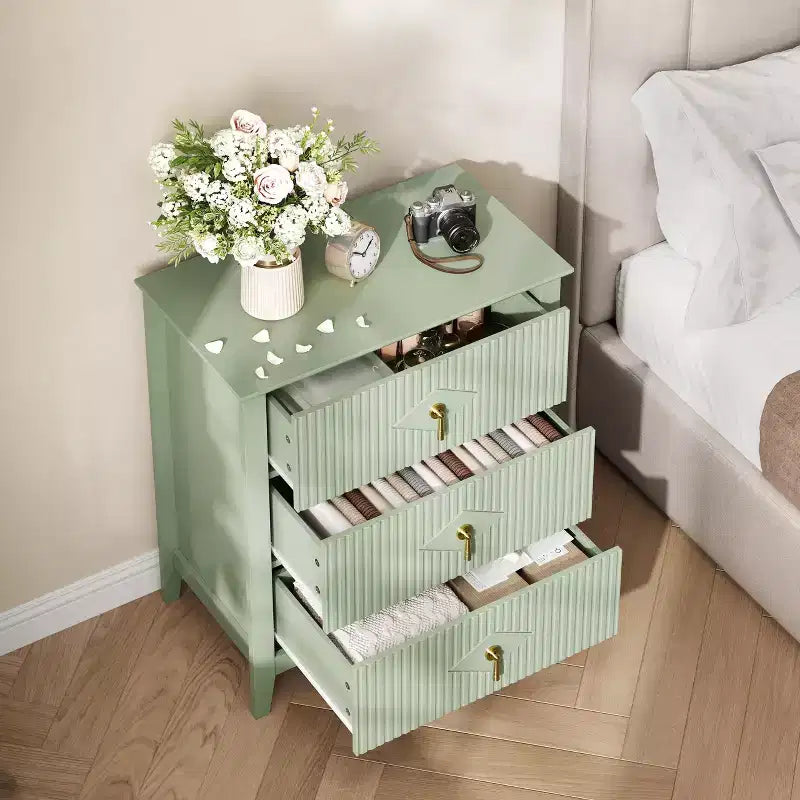 Commode GustoWave pour chambre à coucher avec 3 tiroirs, commode moderne de 71 cm de large avec poignée métallique, organisateur de tiroirs en bois pour chambre à coucher, salon