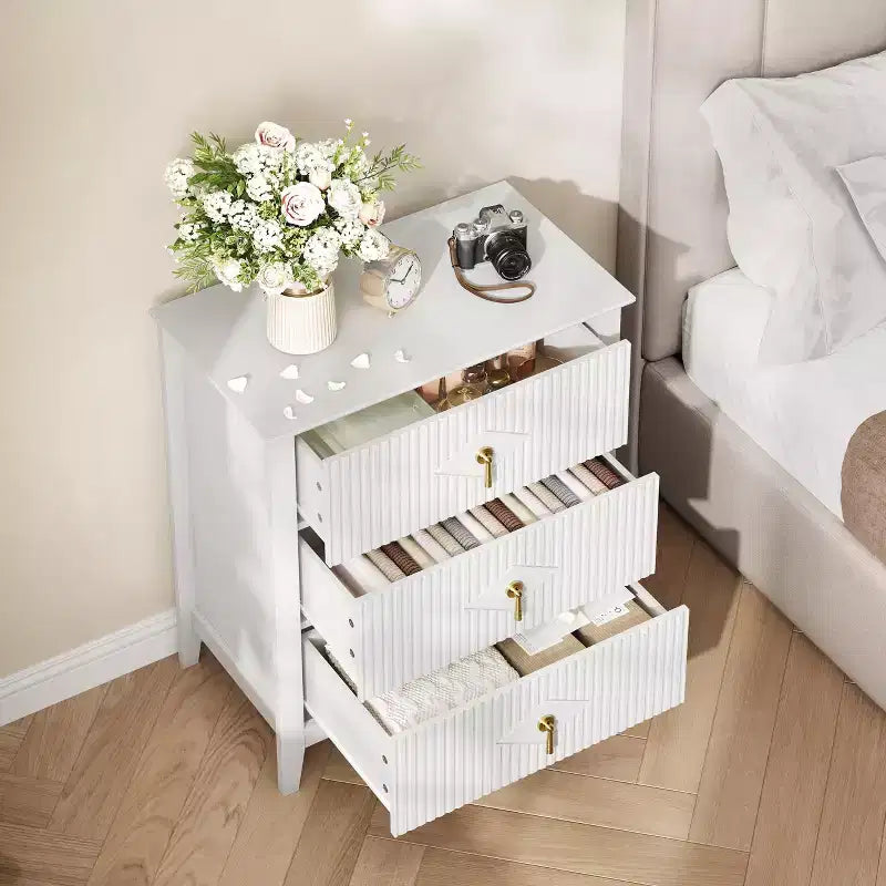 Commode GustoWave pour chambre à coucher avec 3 tiroirs, commode moderne de 71 cm de large avec poignée métallique, organisateur de tiroirs en bois pour chambre à coucher, salon