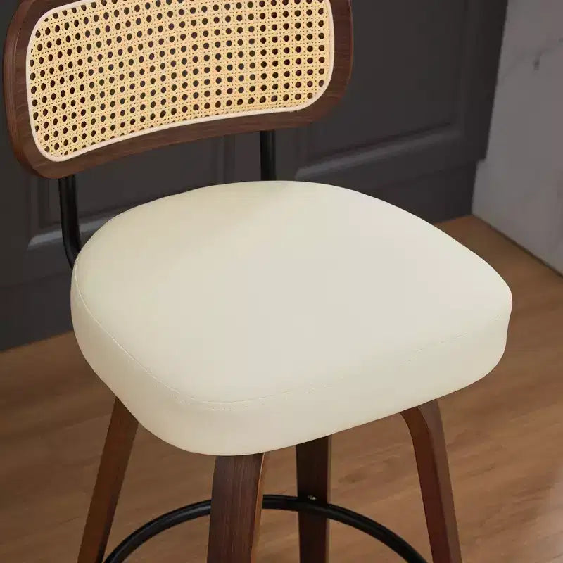 Homy Casa - Ensemble de 3 tabourets de bar pivotants à hauteur de comptoir, dossier en rotin avec assise rembourrée, pieds en bois de noyer, hauteur d'assise de 65 cm