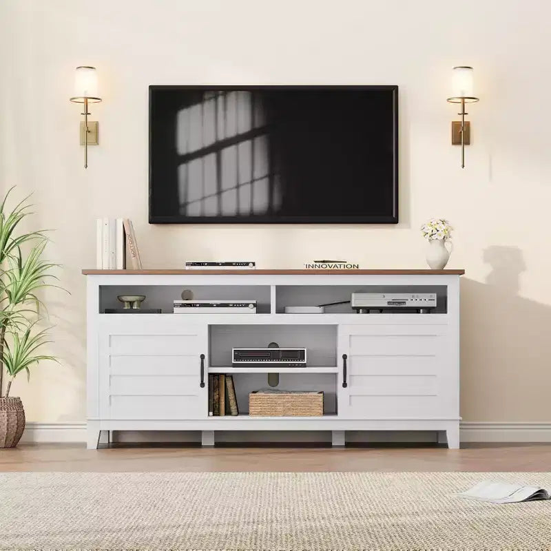 Meuble TV avec étagères réglables, Meuble TV de style ferme avec portes d'armoire, pour salon, chambre à coucher