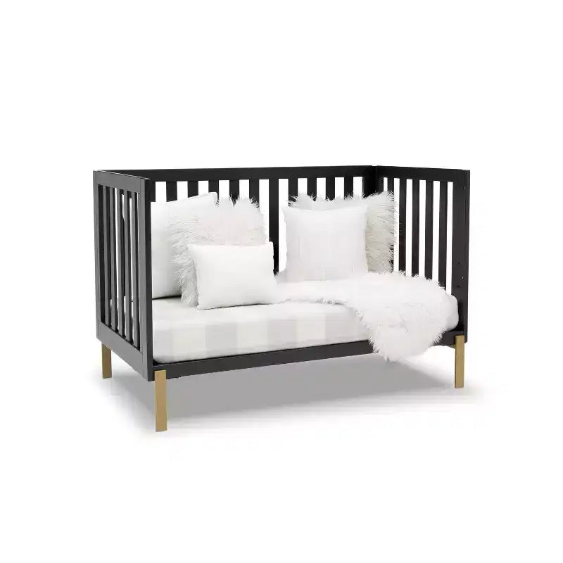 Lit de bébé convertible 4-en-1 Hendrix de Delta Children