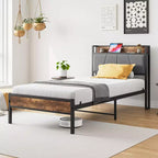 Cadre de lit double Okak avec tête de lit de rangement, lit plateforme en bois massif avec station de recharge pour chambre à coucher, marron