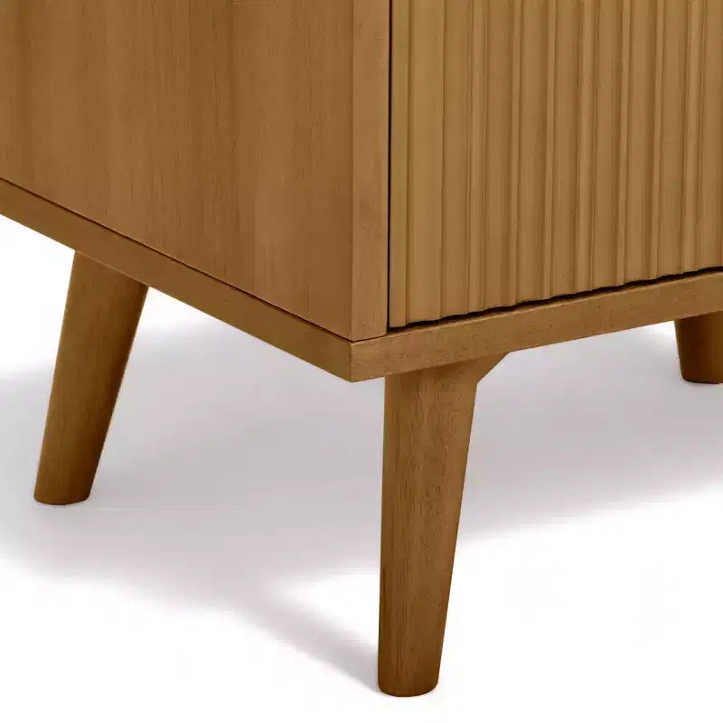 Table de chevet à 2 tiroirs Teamson Home Tremolo, style bohème moderne, en bois massif avec façades cannelées contemporaines