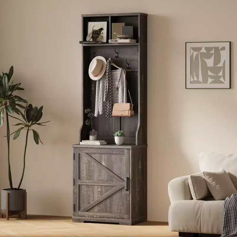 Meuble à chaussures de style rustique pour entrée avec rangement compact pour manteaux, doté de 5 patères, comprend un espace de rangement pour chaussures, idéal pour les entrées et les couloirs.