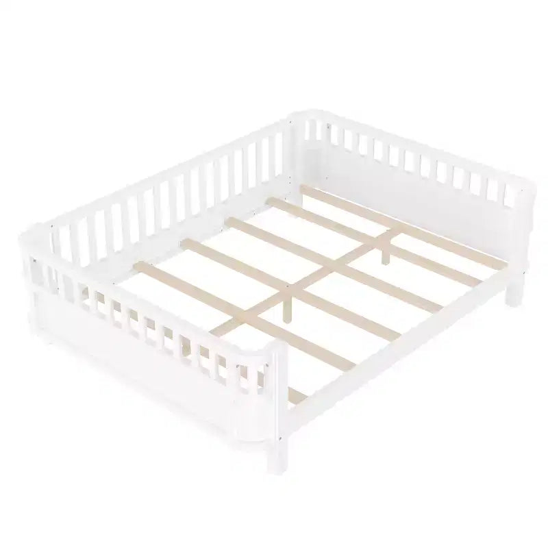 Lit plateforme intégral Bellemave avec barrières de sécurité et clôture amovible, lit plateforme en bois massif pour enfants, blanc