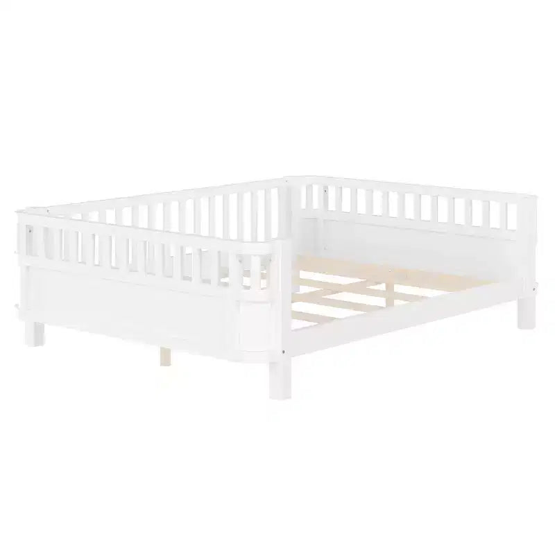 Lit plateforme intégral Bellemave avec barrières de sécurité et clôture amovible, lit plateforme en bois massif pour enfants, blanc