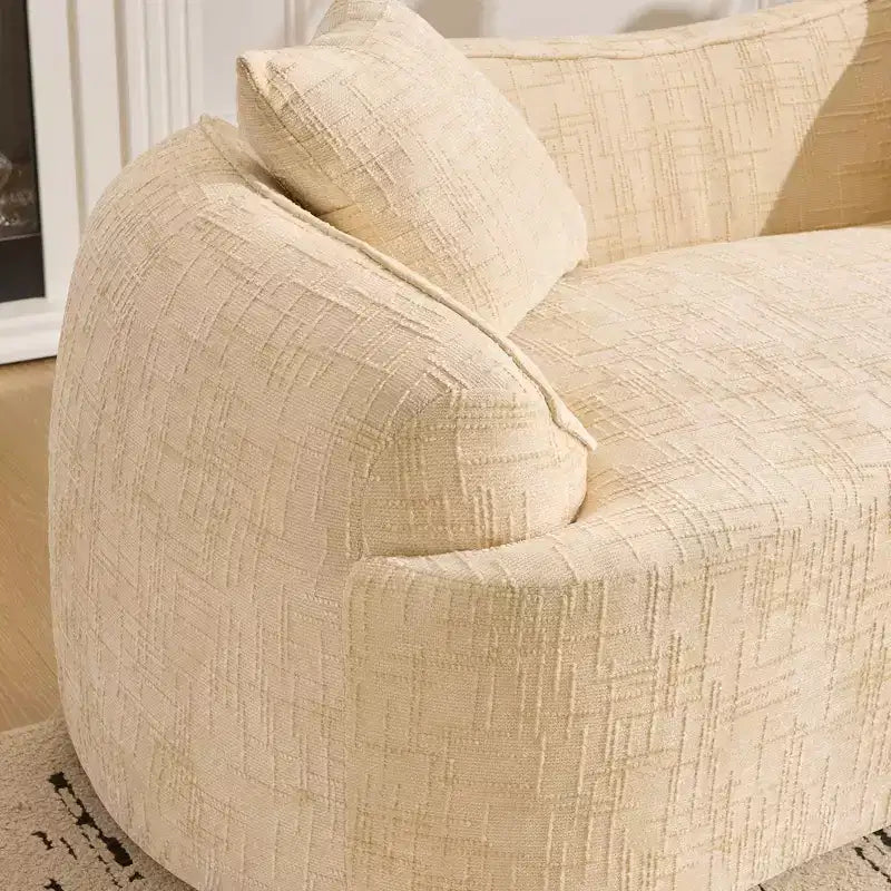 Canapé beige courbé 2 places avec accoudoirs et 2 coussins – Petit format, idéal pour toutes les pièces