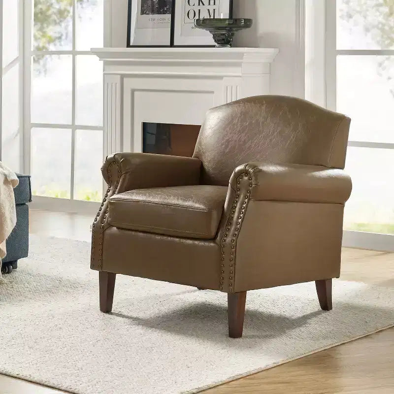 Fauteuil transitoire Gianluigi en cuir vegan avec garniture cloutée pour chambre et salon | ART OF LIVING DESIGNS