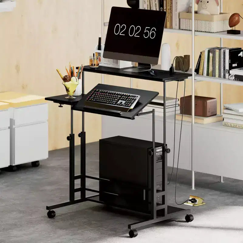 Bureau Debout HOMCOM avec Prises Électriques, Bureau Réglable en Hauteur avec Plateau Inclinable, Roues Verrouillables, Étagère, pour Bureau à Domicile