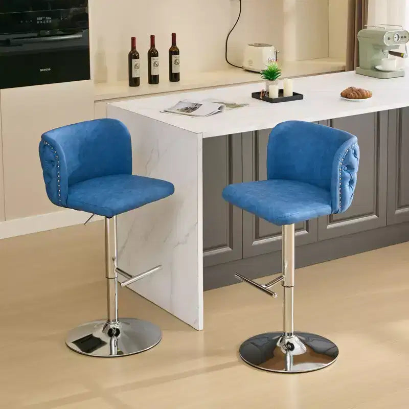 Tabourets de bar pivotants Okak avec hauteur d'assise réglable, lot de 2, tabourets de bar à hauteur de comptoir rembourrés avec dossier capitonné pour pub à domicile