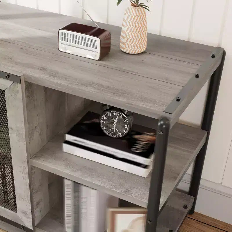 Meuble TV industriel avec meuble de rangement et 2 portes grillagées, meuble TV 2 niveaux avec console TV rustique en bois