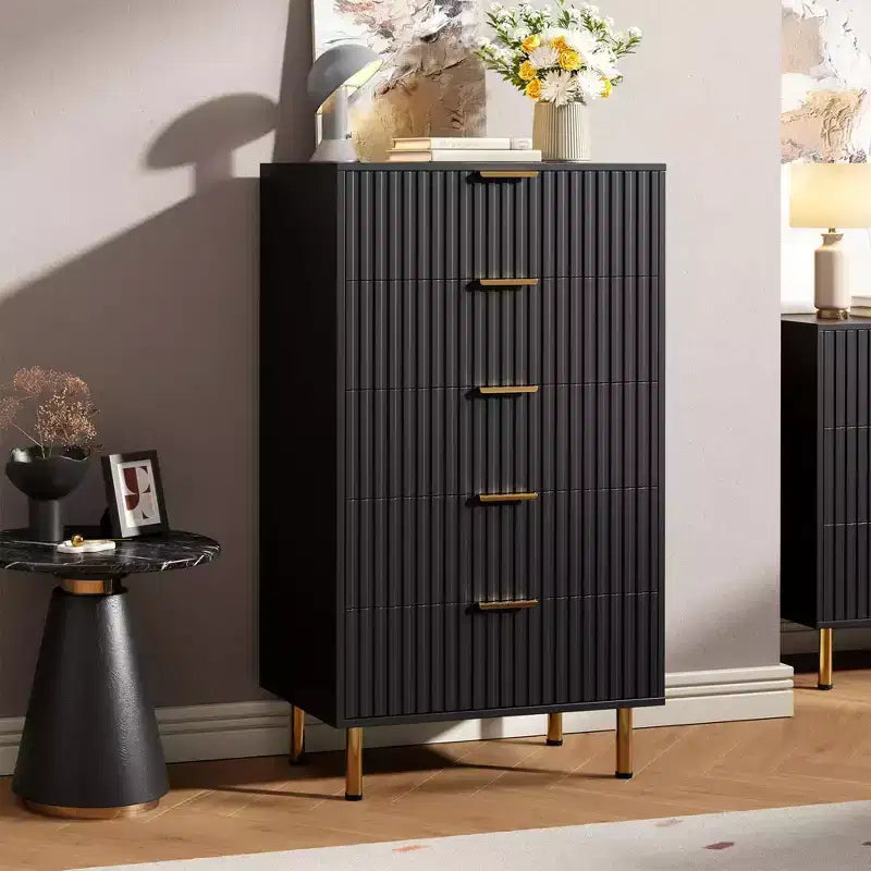 Commode de chambre haute à cinq tiroirs à rainures modernes, armoire à tiroirs de 48 pouces de haut, rangement profond avec plateau large, adaptée au salon, au couloir, noire