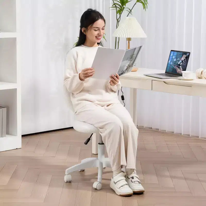 Chaise de bureau d'ordinateur sans accoudoirs, chaise de bureau, chaise de vanité en polaire Teddy en forme de cœur avec roulettes pivotantes
