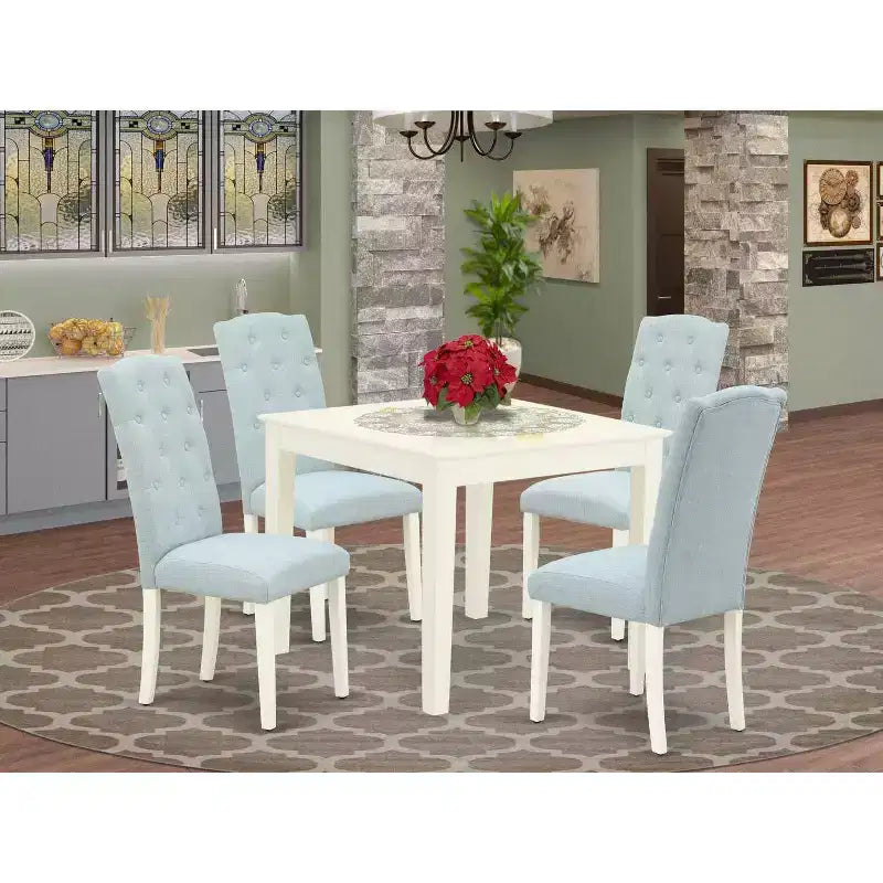 Ensemble de salle à manger carré 5 pièces HomeStock en bois massif finition blanc lin – Pour 4 personnes