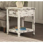 Table d'appoint rustique pour canapé avec 1 tiroir et 1 étagère, motif de dentelle antique, finition blanc vieilli et pieds carrés tournés pour le salon