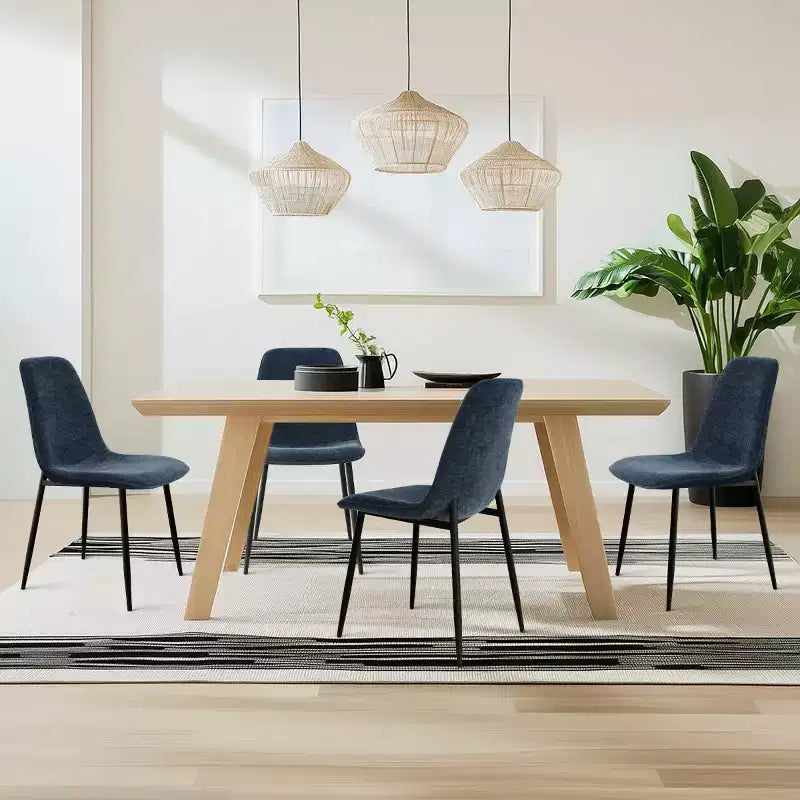 Lot de 4 Chaises de Salle à Manger Rembourrées avec Pieds en Métal Noir, Chaises de Cuisine Modernes en Tissu pour Salle à Manger ou Petits Espaces - Panipeachy