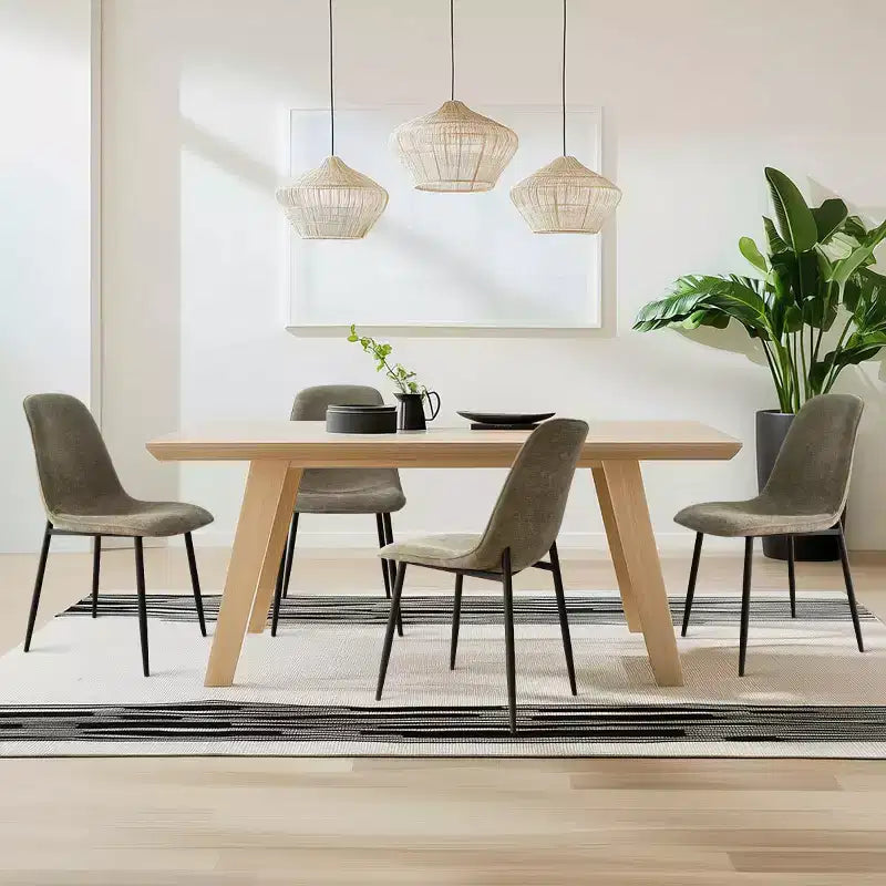 Lot de 4 Chaises de Salle à Manger Rembourrées avec Pieds en Métal Noir, Chaises de Cuisine Modernes en Tissu pour Salle à Manger ou Petits Espaces - Panipeachy