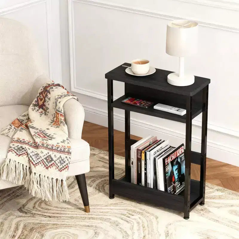 Table d'appoint étroite COZONY avec étagère de rangement à 3 niveaux et porte-revues, table de chevet mince pour petits espaces, table de nuit étroite et moderne pour salon
