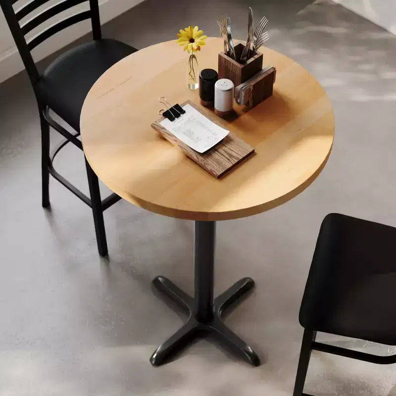Plateau de table d'intérieur commercial Flash Furniture Bennett en bois massif rond avec base en X en fonte résistante à la rouille de 56 x 56 cm pour table de bar