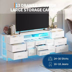 Meuble TV commode de 70 pouces pour téléviseurs de 65, 75, 80 pouces, grande commode de 13 tiroirs en tissu avec prises de courant et lumières LED pour chambre à coucher