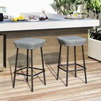 Tabourets de bar en métal Costway de 75 cm, lot de 2, avec assise en rotin et repose-pieds pour jardin.