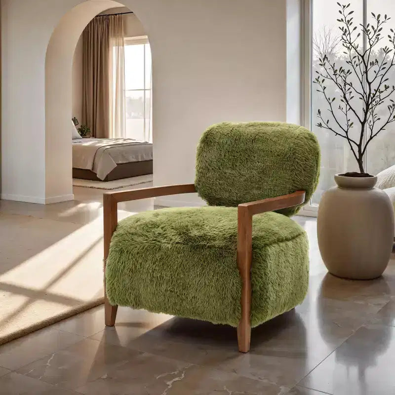 TUYOHW Fauteuil d'appoint Yeti de 71 cm de large, fauteuil de salon rembourré en fausse fourrure avec dossier et assise fixes, accoudoirs en bois de noyer, fauteuil pour salon, chambre à coucher