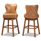 Lot de 2 tabourets de bar pivotants en bois tan Gradisca marron - Baxton Studio : rembourrés, garniture cloutée, forme rectangulaire