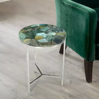 Table d'appoint ronde Foster Agate Top Émeraude - Steve Silver Co. : Piétement chromé, Pierre aux tons apaisants, Luxe moderne