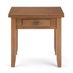 Table d'appoint en bois massif Stratford - Wyndenhall