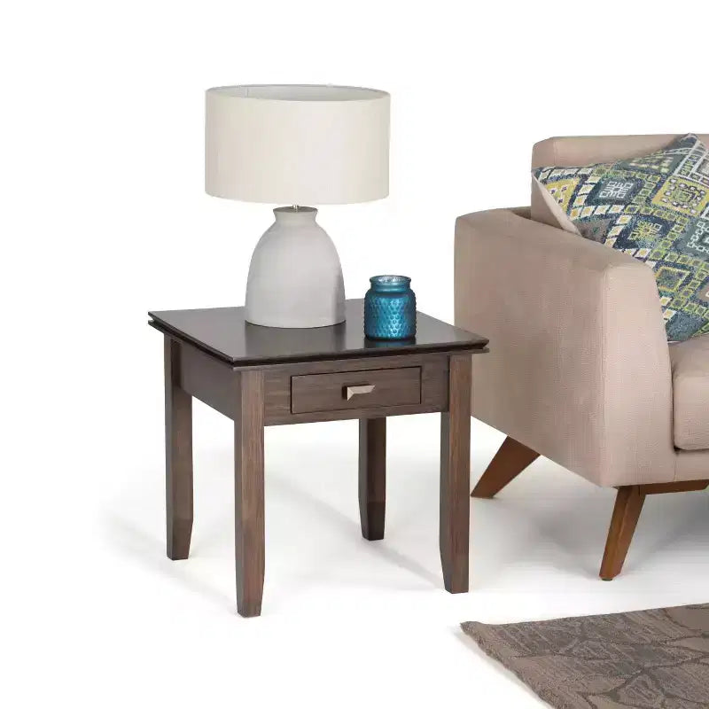 Table d'appoint en bois massif Stratford - Wyndenhall