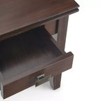 Table d'appoint en bois massif Stratford - Wyndenhall