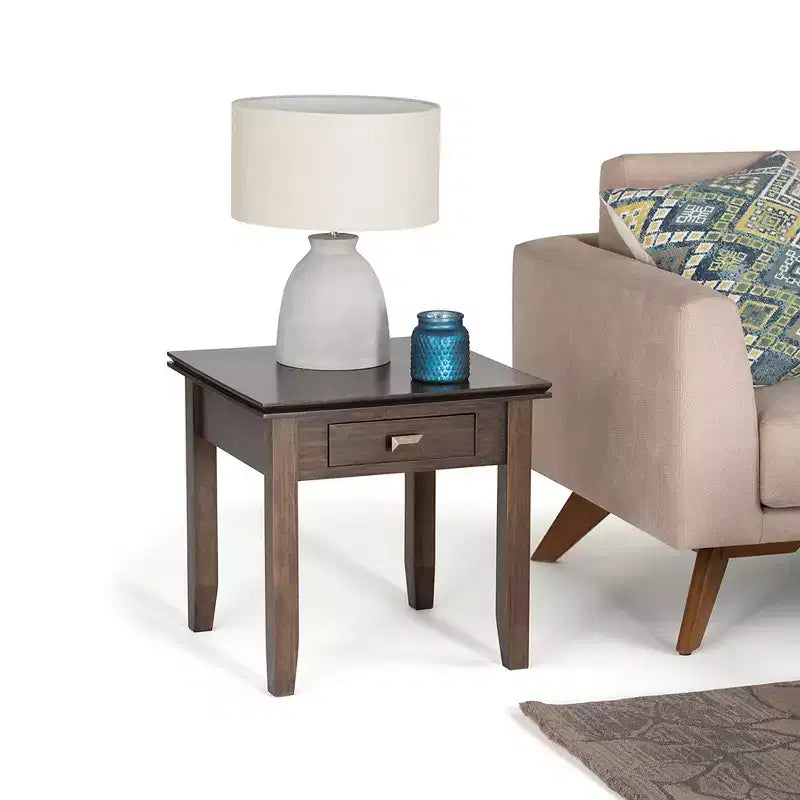 Table d'appoint en bois massif Stratford - Wyndenhall