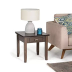 Table d'appoint en bois massif Stratford - Wyndenhall