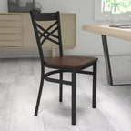 Chaise de restaurant en métal noir à dossier en « X » Flash Furniture