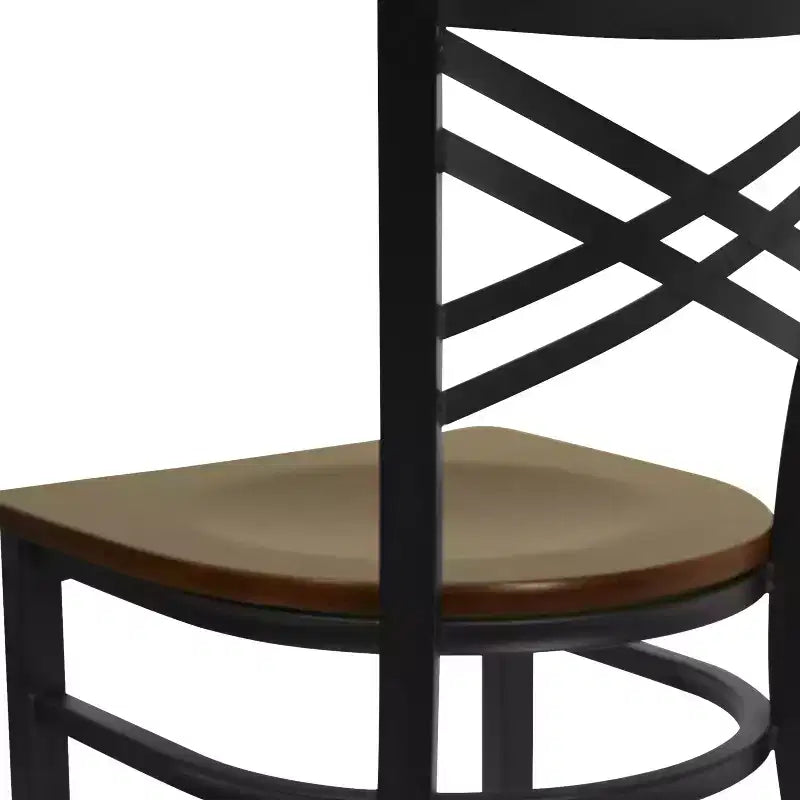 Chaise de restaurant en métal noir à dossier en « X » Flash Furniture
