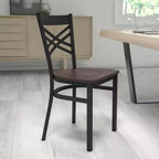 Chaise de restaurant en métal noir à dossier en « X » Flash Furniture
